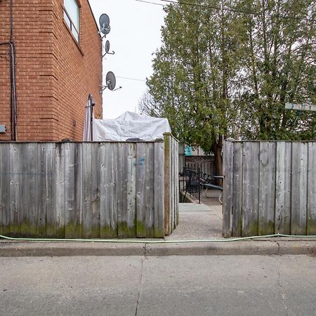 Cozy Home In Downtown Toronto! Extérieur photo